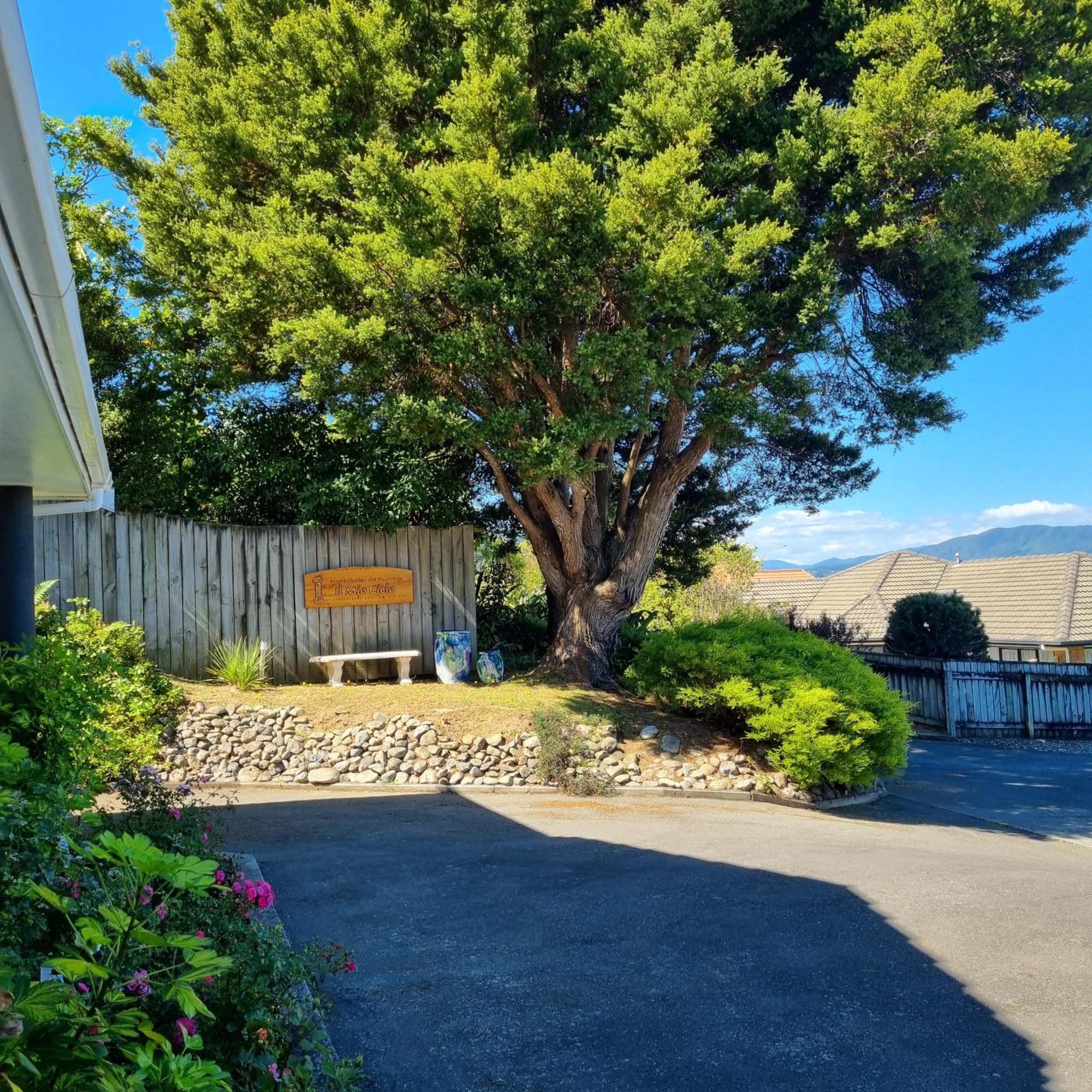 Riverstone Retreat Upper Hutt Room photo
